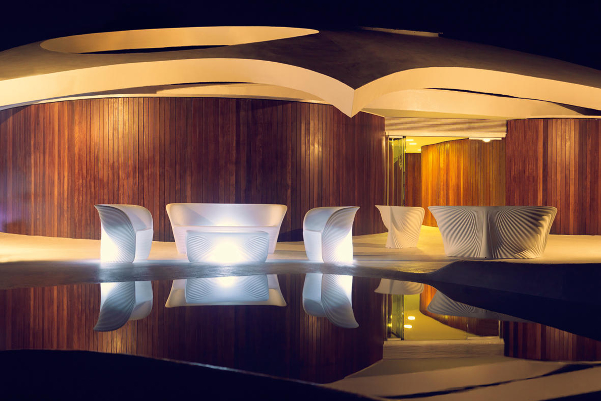 biophilla-sofa-vondom-core-furniture-lifestyle-2
