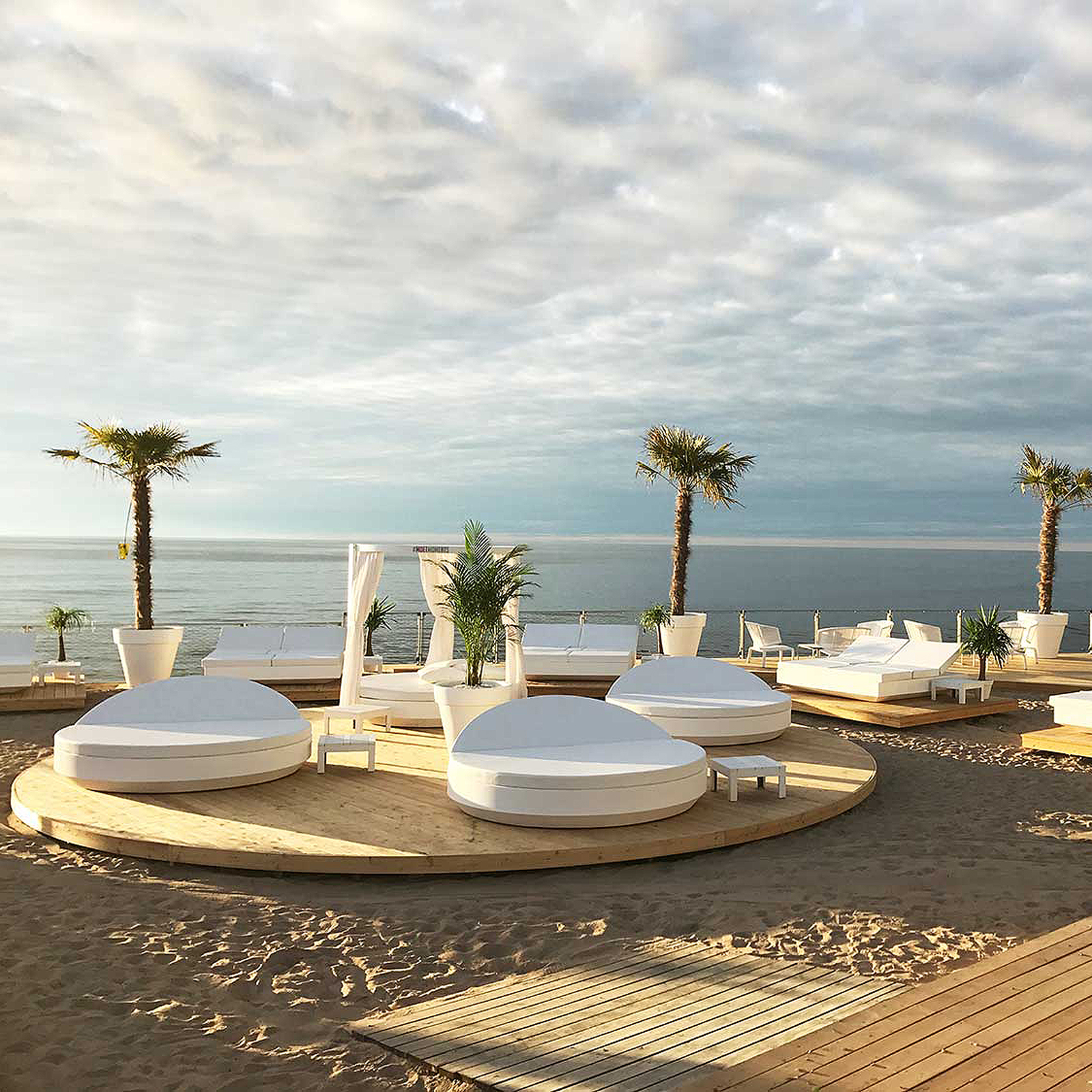 VELA DAYBED By Vondom Core Furniture Online