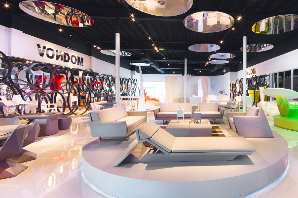 vondom-manufacturer-core-furniture-lifestyle-2