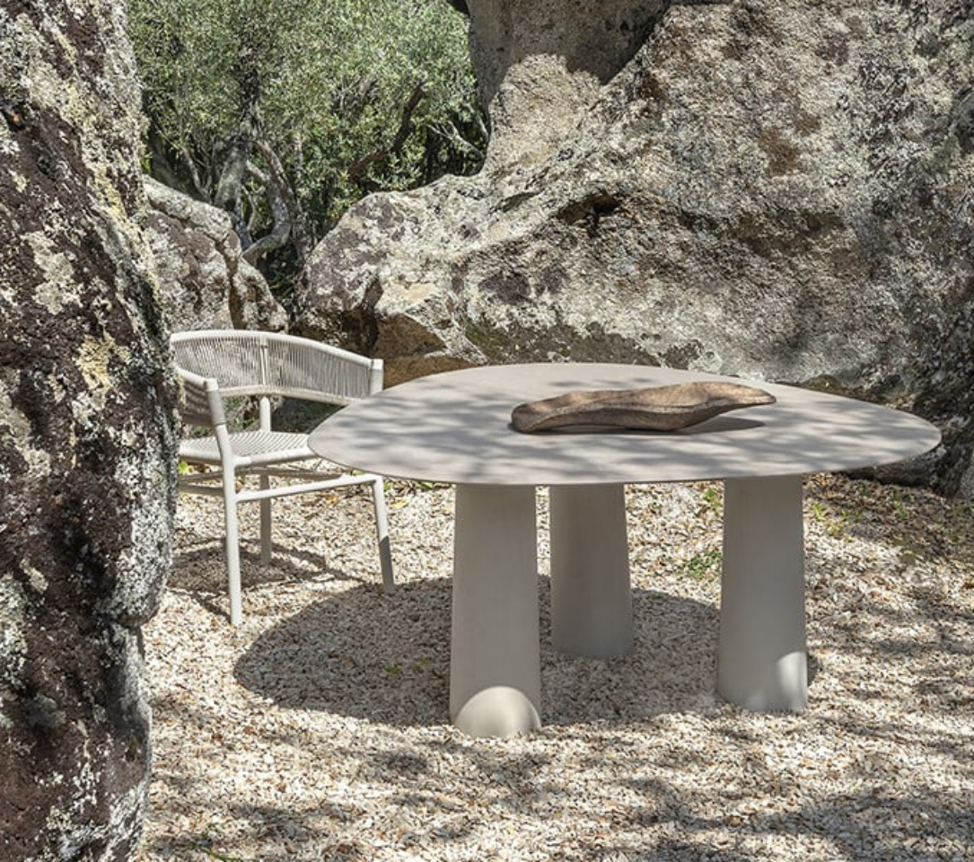 ethimo_kilt_dining_chair_stainless_steel_legs_5_corefurniture_online