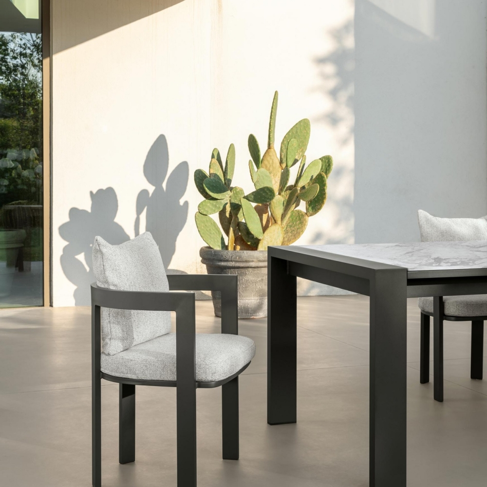 talenti_argo_alu_dining_chair_lifestyle_corefurniture_online