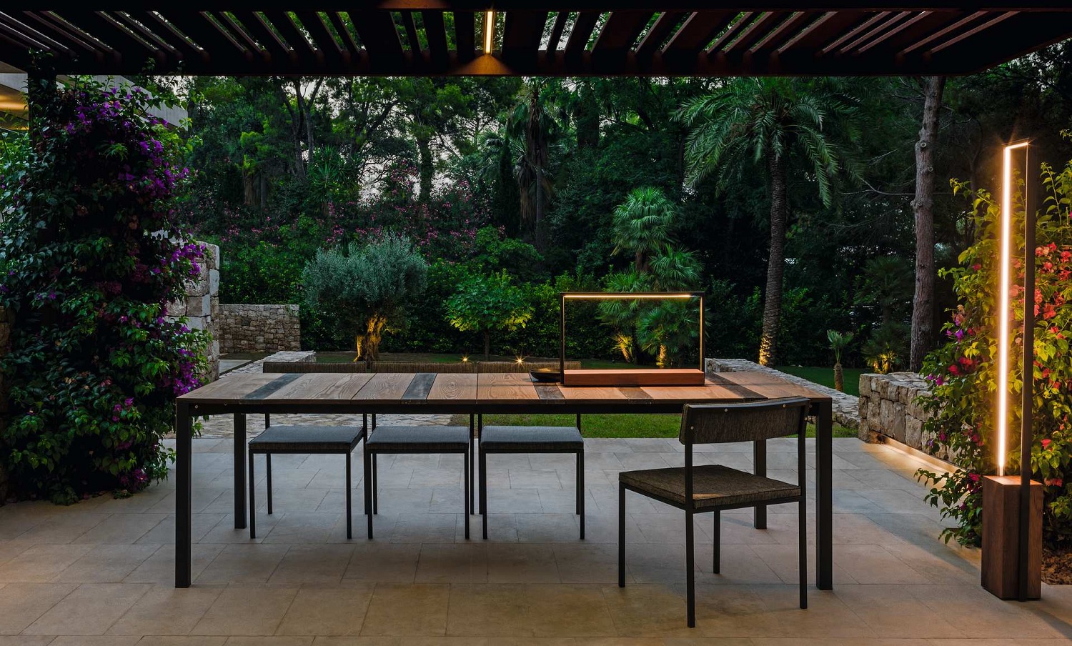 talenti_casilda_dining_table_lifestyle_3_corefurniture_online