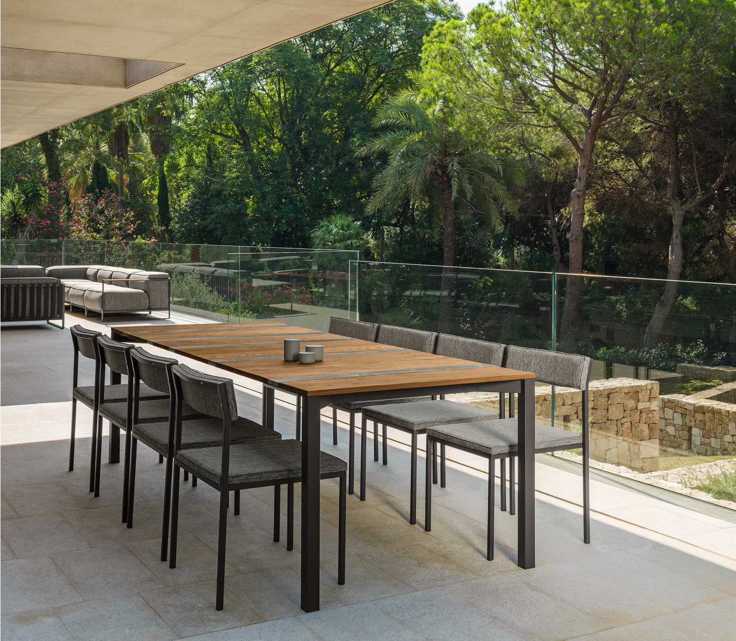 talenti_casilda_dining_table_lifestyle_4_corefurniture_online